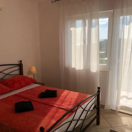 דירה Dalmatia *