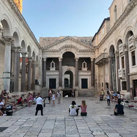 דירה Dalmatia