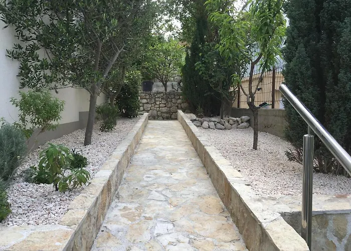 Διαμέρισμα Dalmatia Ποντστράνα