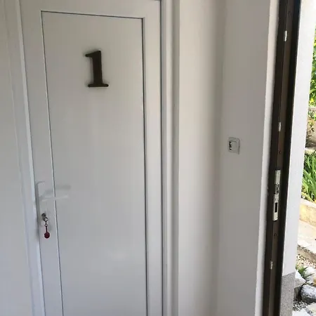 Dalmatia ポドストラナ